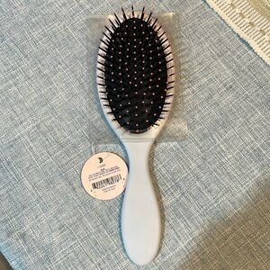 ✨5/$10✨ Hair brush